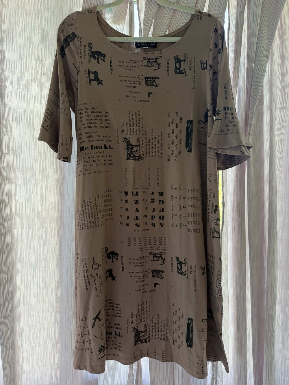 Kauluaʻe Dress